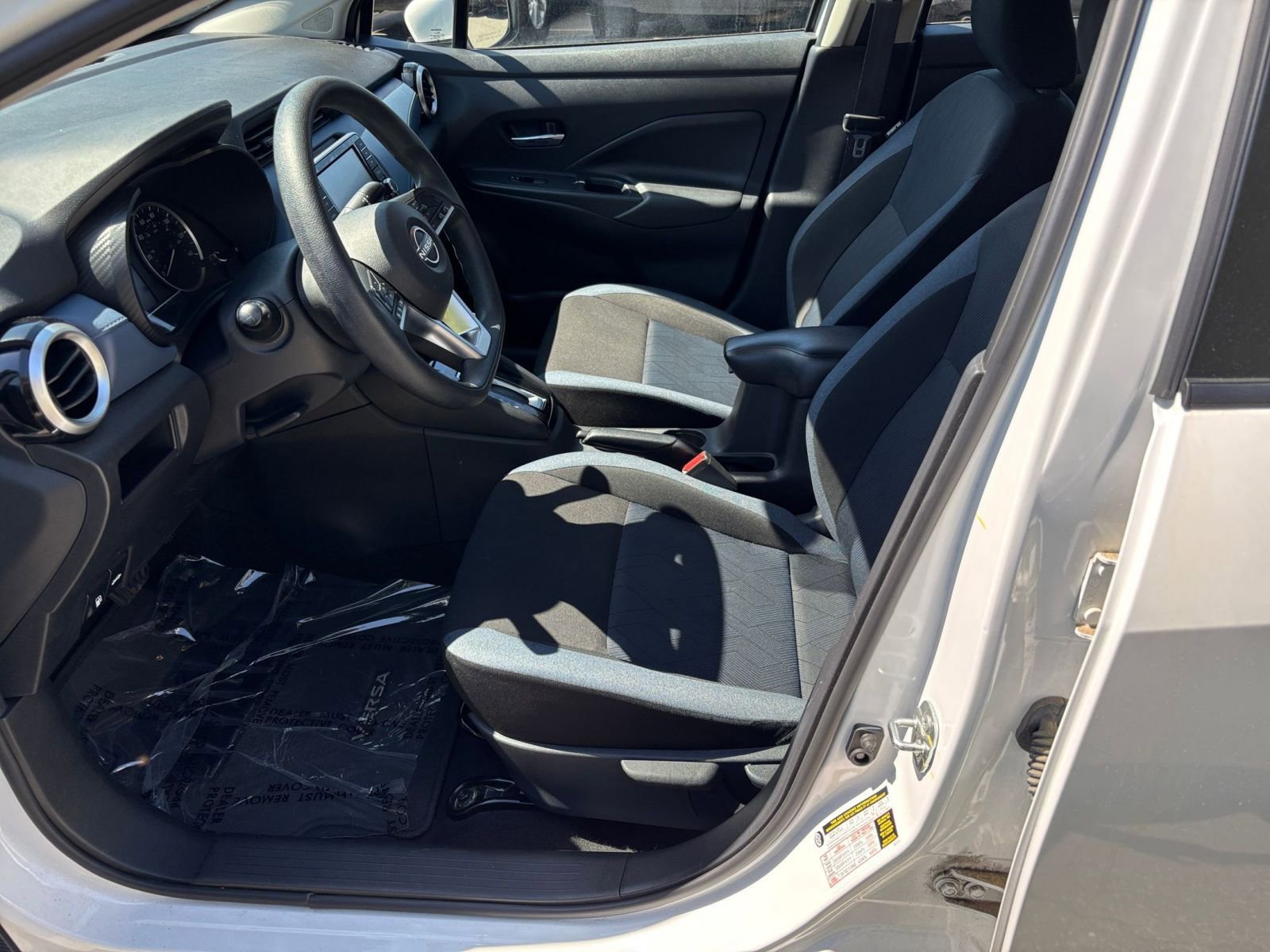 Used 2025 Nissan Versa SV FWD image 24