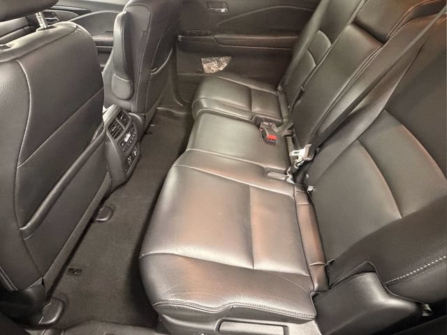 Certified 2019 Honda Pilot Touring image 15