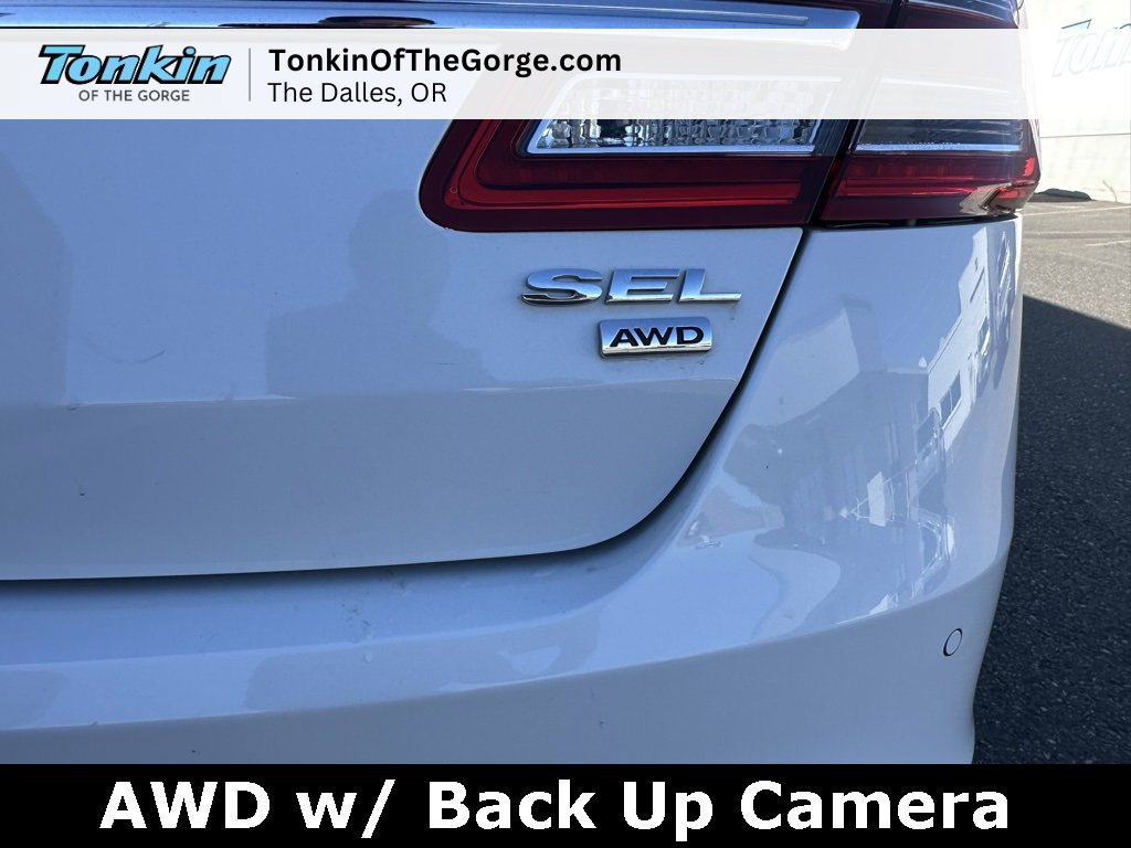 Used 2017 Ford Taurus SEL image 25