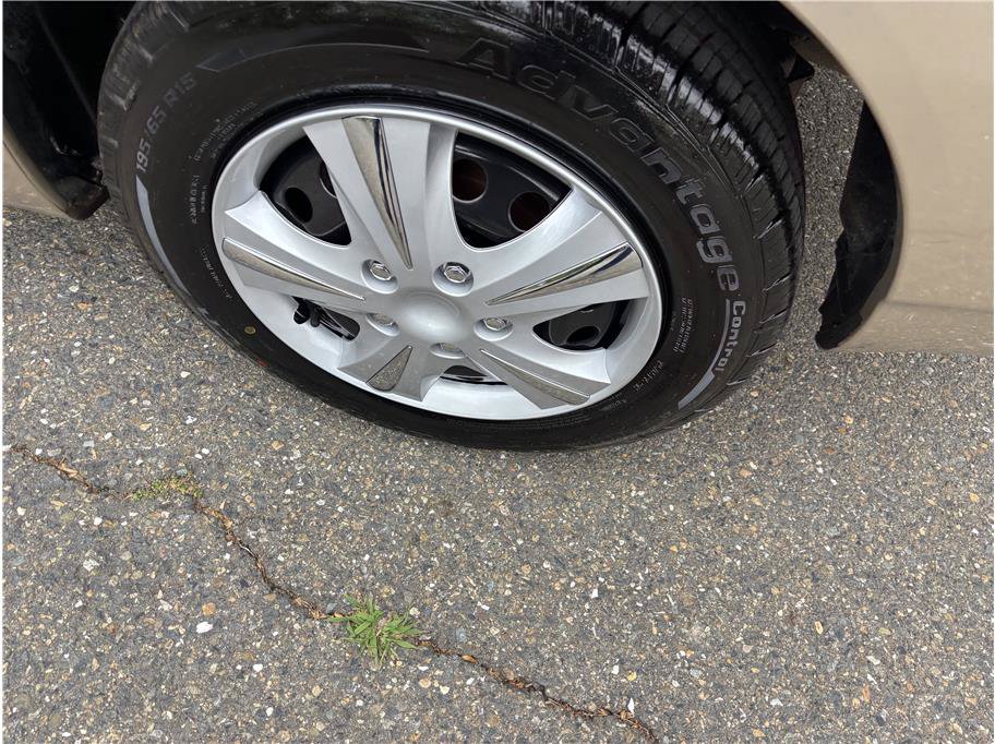 Used 2005 Toyota Corolla LE FWD image 9