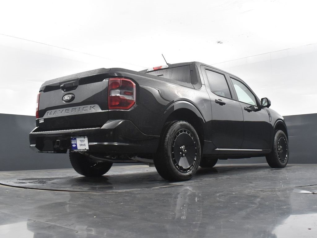 New 2025 Ford Maverick Lobo image 32