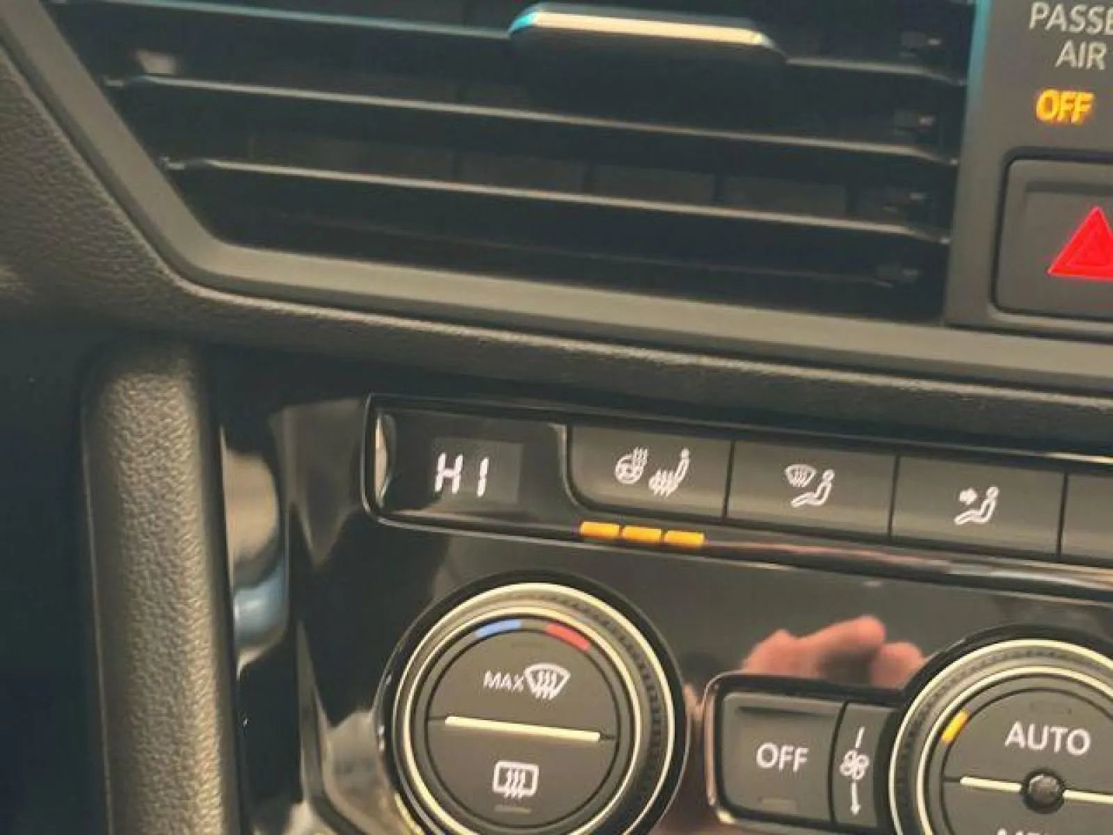 Used 2021 Volkswagen Jetta SEL image 25