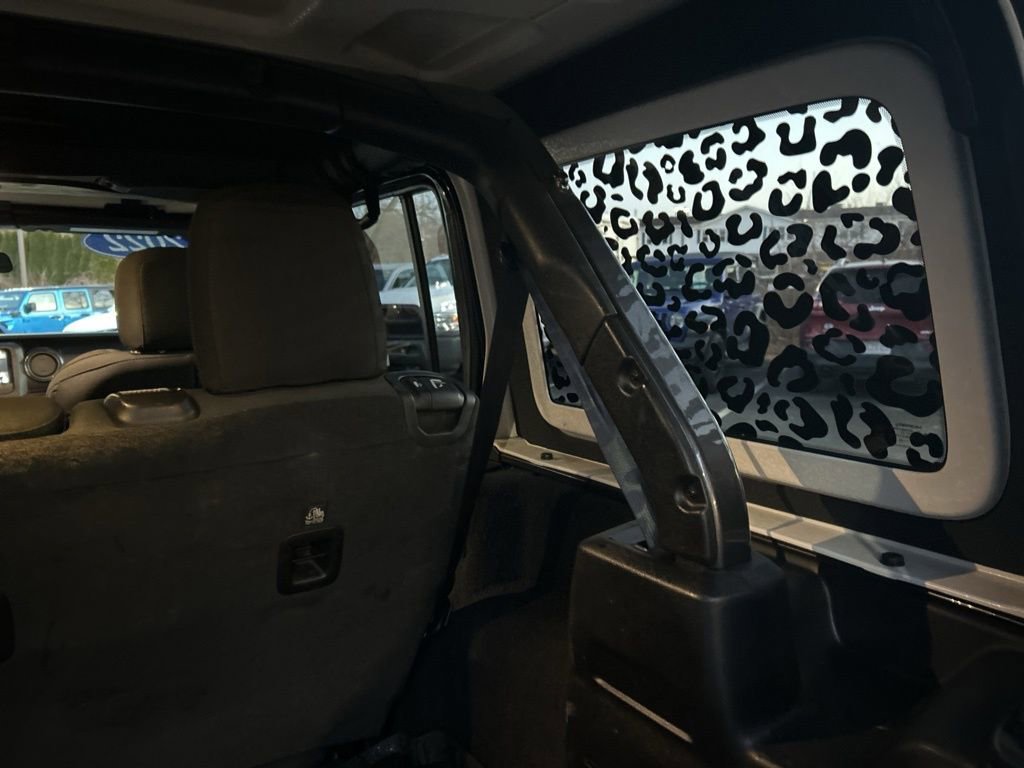 Used 2022 Jeep Wrangler Unlimited Sport image 41
