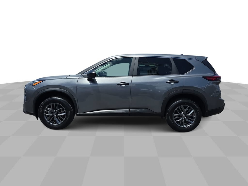 Used 2024 Nissan Rogue S FWD image 5
