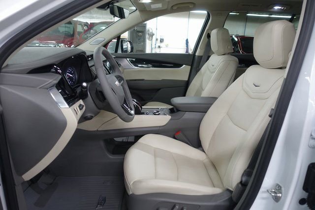 New 2025 Cadillac XT6 Premium Luxury w/ Technology Package image 10