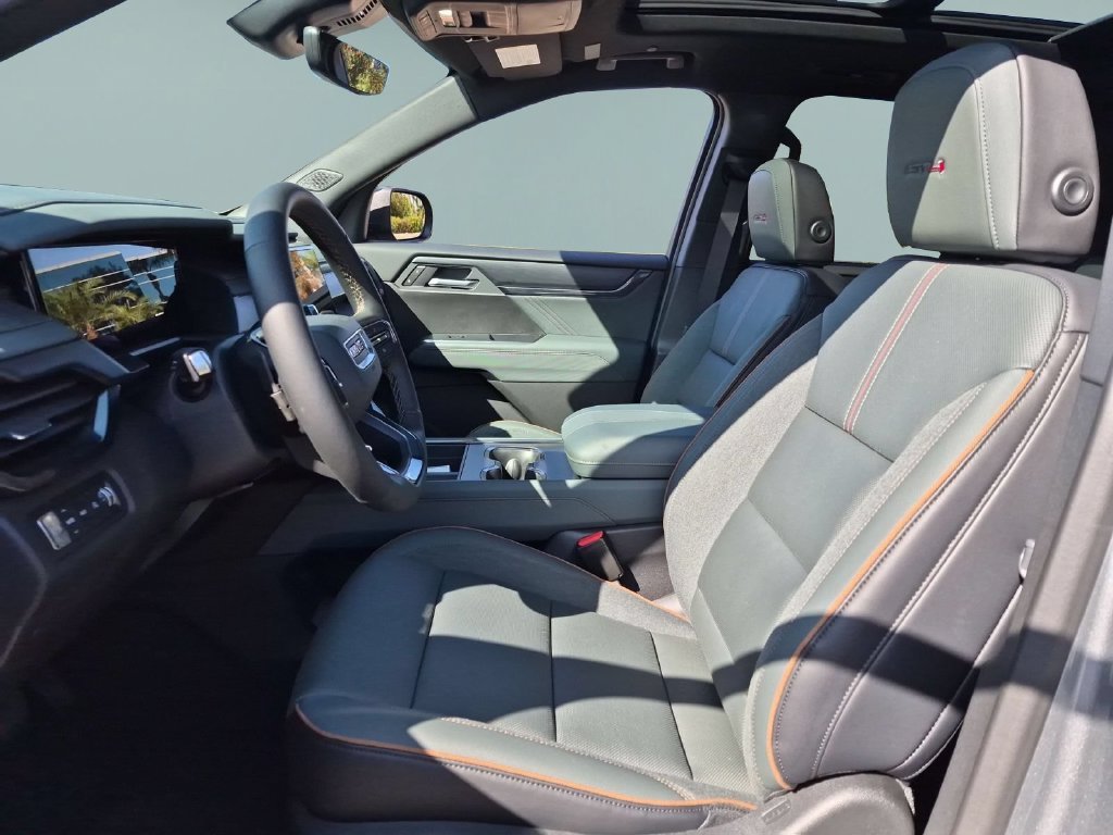 New 2026 GMC Acadia AT4 w/ Luxury Package AWD/4WD image 19