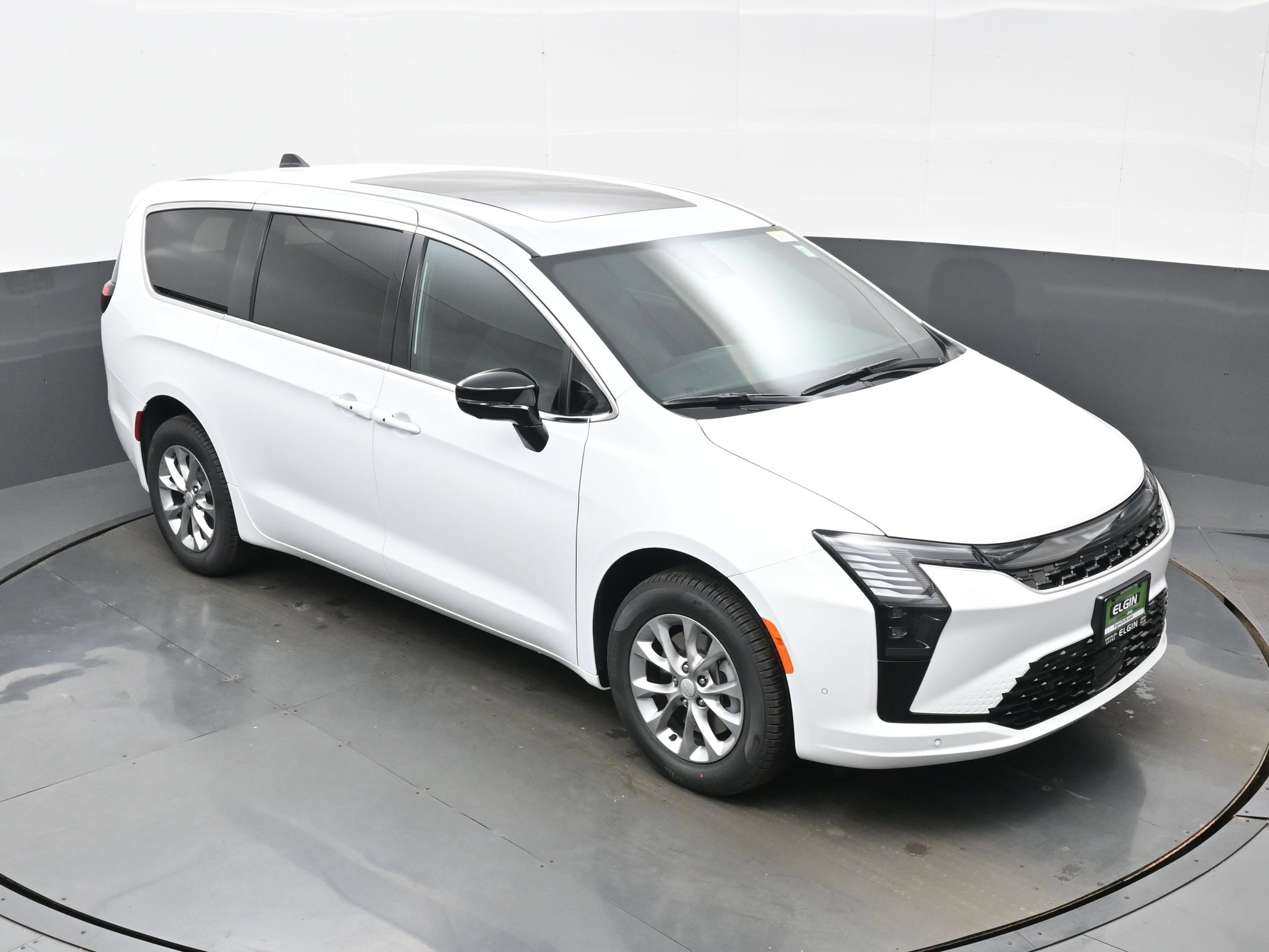 New 2027 Chrysler Pacifica Select AWD/4WD image 28