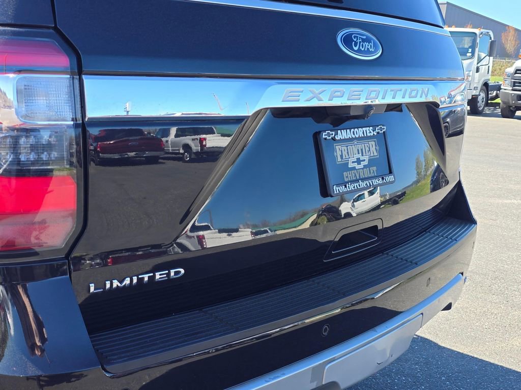 Used 2020 Ford Expedition Limited AWD/4WD image 6