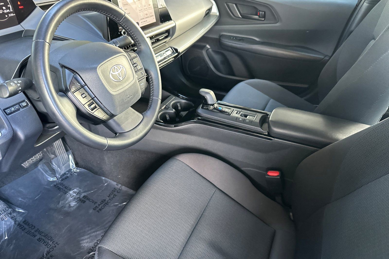 Used 2024 Toyota Prius LE image 11