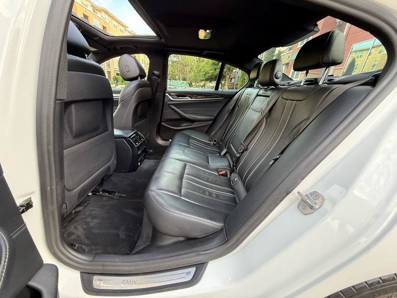 Used 2020 BMW 530i w/ Convenience Package RWD image 42