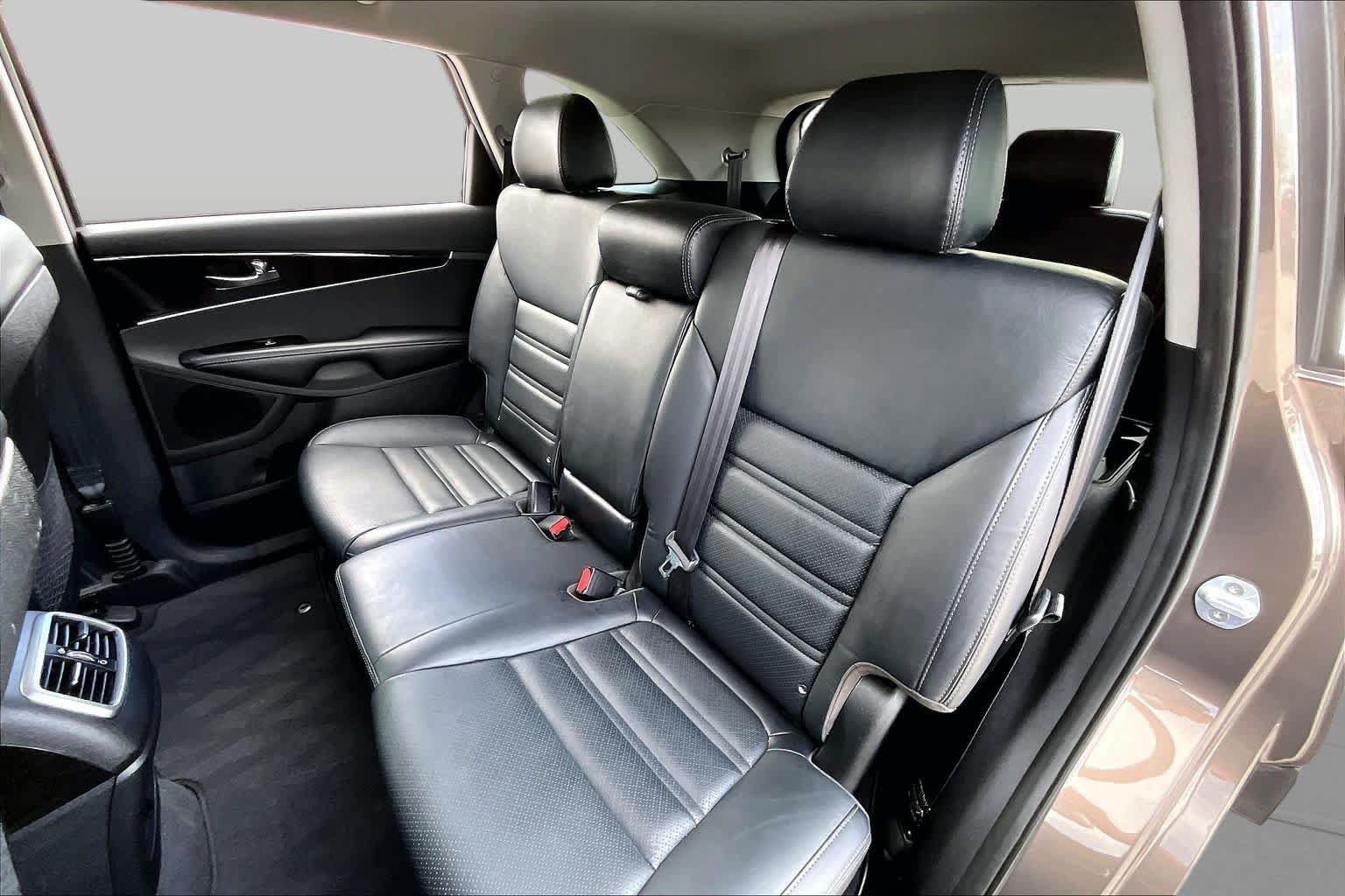 Used 2019 Kia Sorento EX FWD image 20