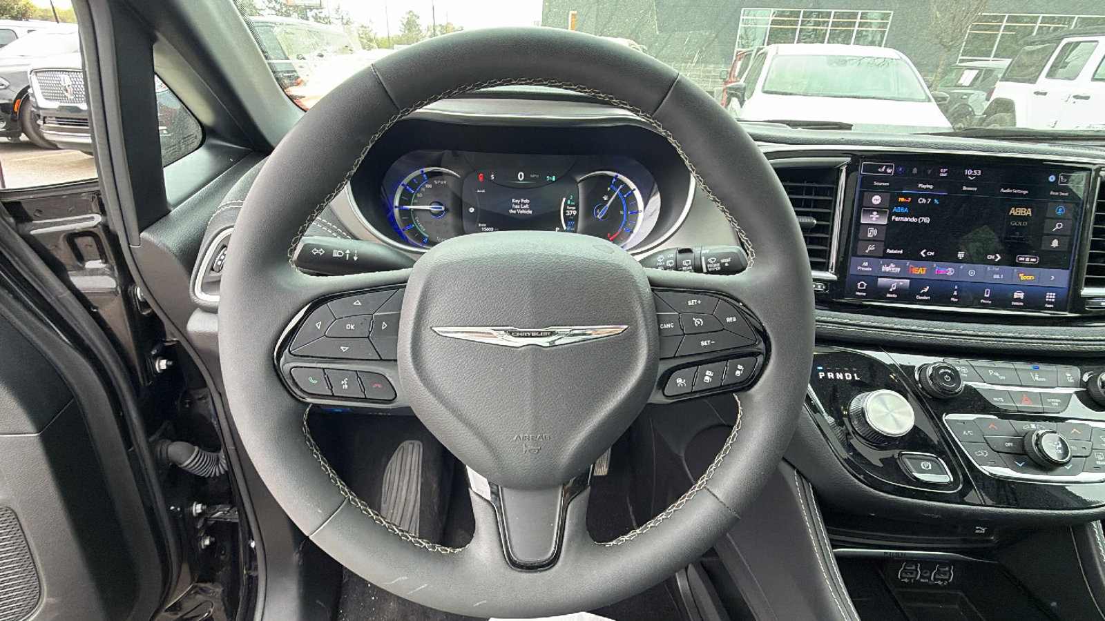 Used 2024 Chrysler Pacifica Premium image 27