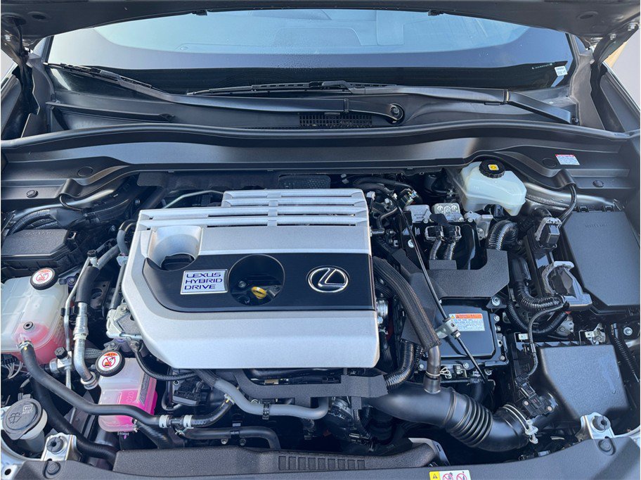 Used 2019 Lexus UX 250h w/ Premium Package AWD/4WD image 8