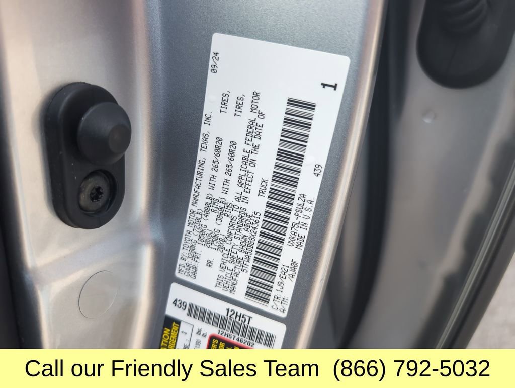 Used 2025 Toyota Tundra Limited image 28