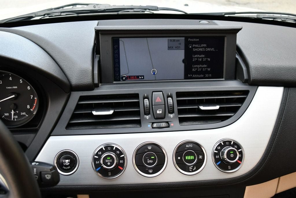Used 2012 BMW Z4 sDrive35i RWD image 69