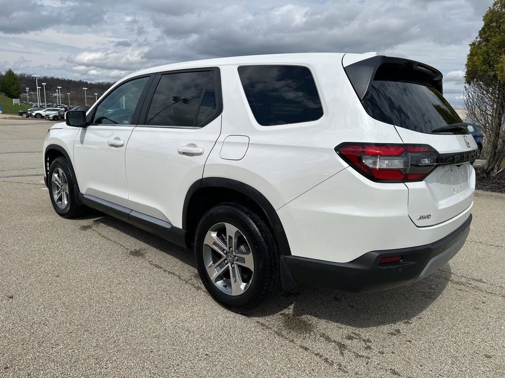 Used 2023 Honda Pilot EX-L image 5