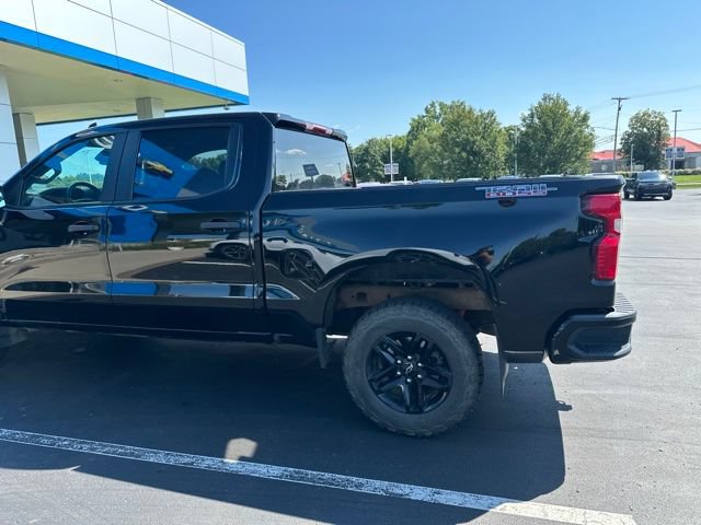 Used 2022 Chevrolet Silverado 1500 Custom Trail Boss AWD/4WD image 6