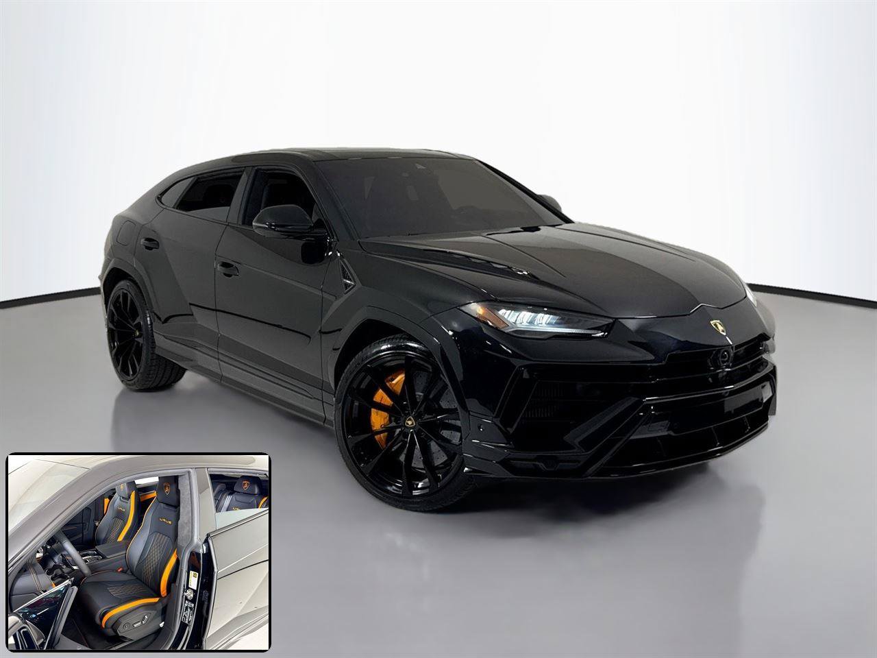 Used 2024 Lamborghini Urus S AWD/4WD image 2