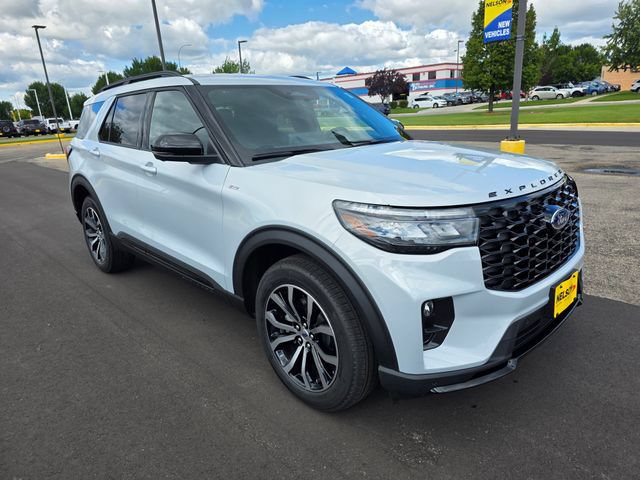 New 2026 Ford Explorer ST-Line AWD/4WD image 5