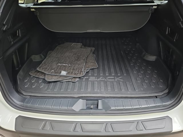 Certified 2024 Subaru Outback Premium AWD/4WD image 21