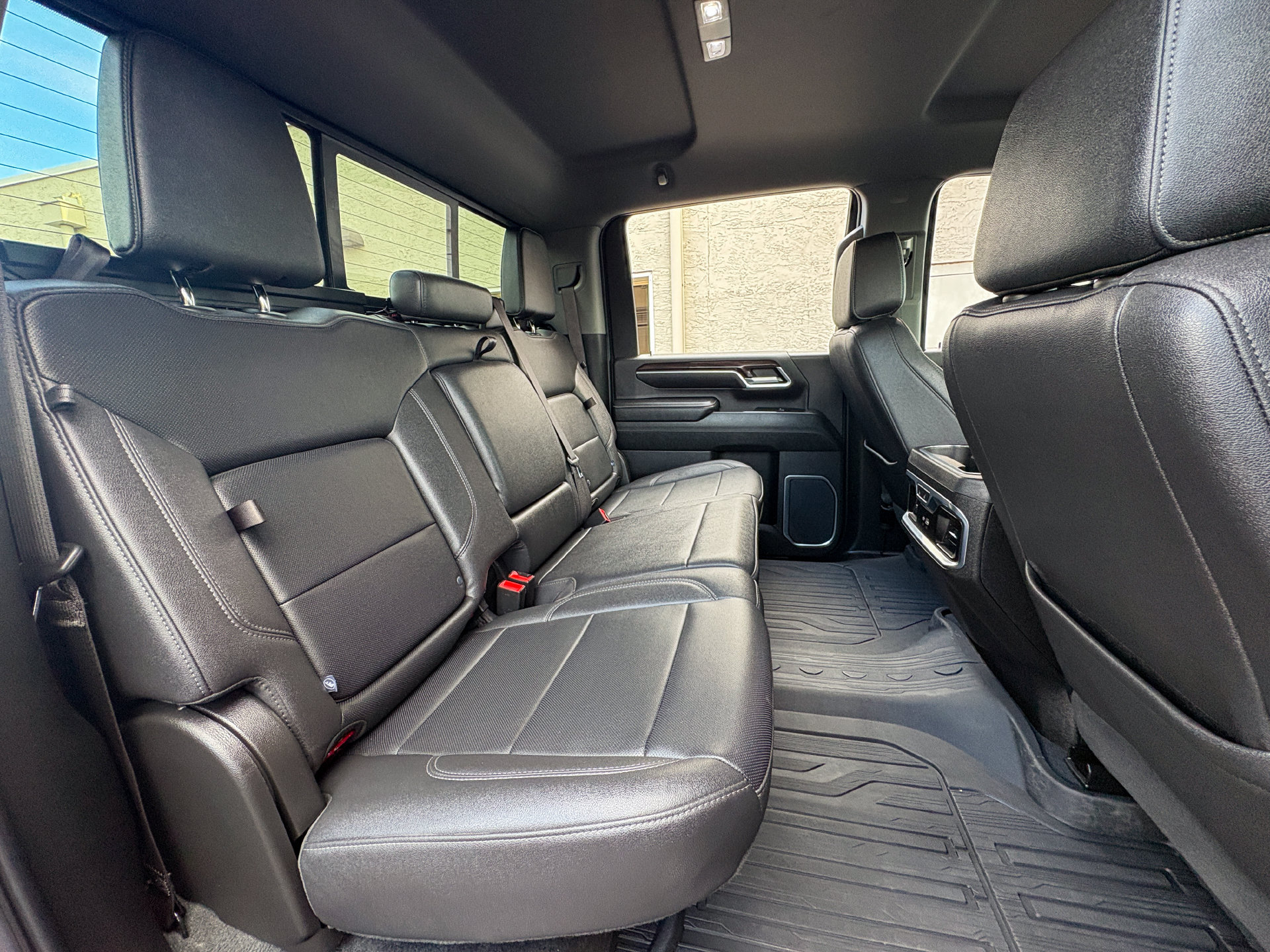 Used 2024 GMC Sierra 3500 SLT AWD/4WD image 26