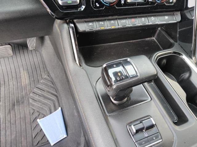 Used 2023 GMC Sierra 1500 AT4 w/ AT4 Premium Package AWD/4WD image 3