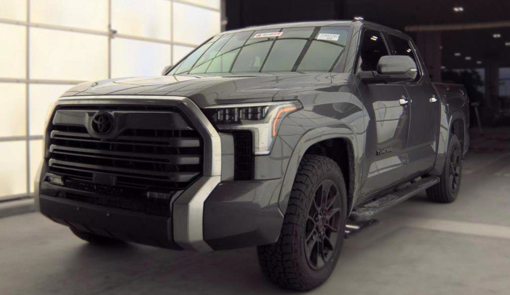Used 2022 Toyota Tundra Limited AWD/4WD image 1