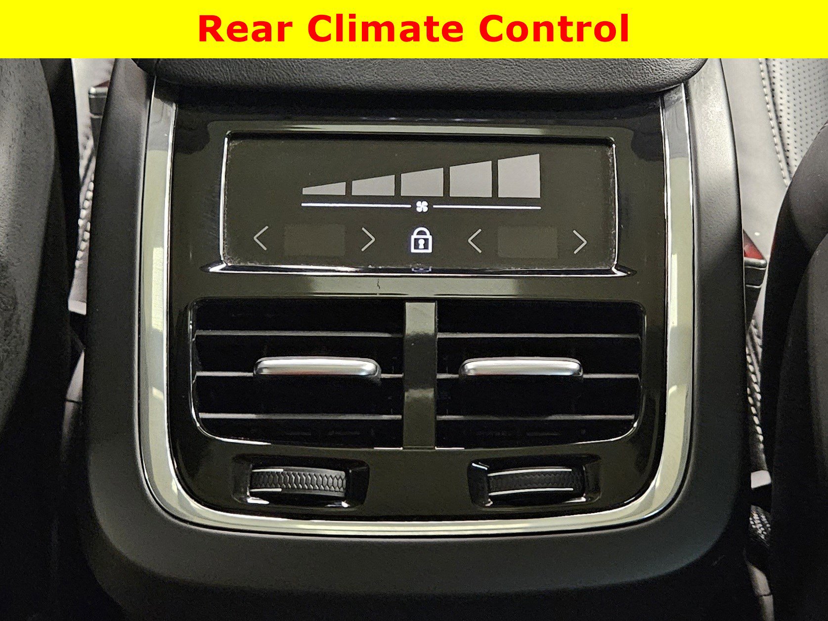 Used 2022 Volvo XC60 B5 Inscription w/ Advanced Package image 34