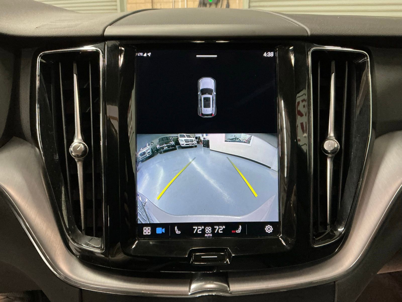 Used 2022 Volvo XC60 T8 Inscription Expression image 28