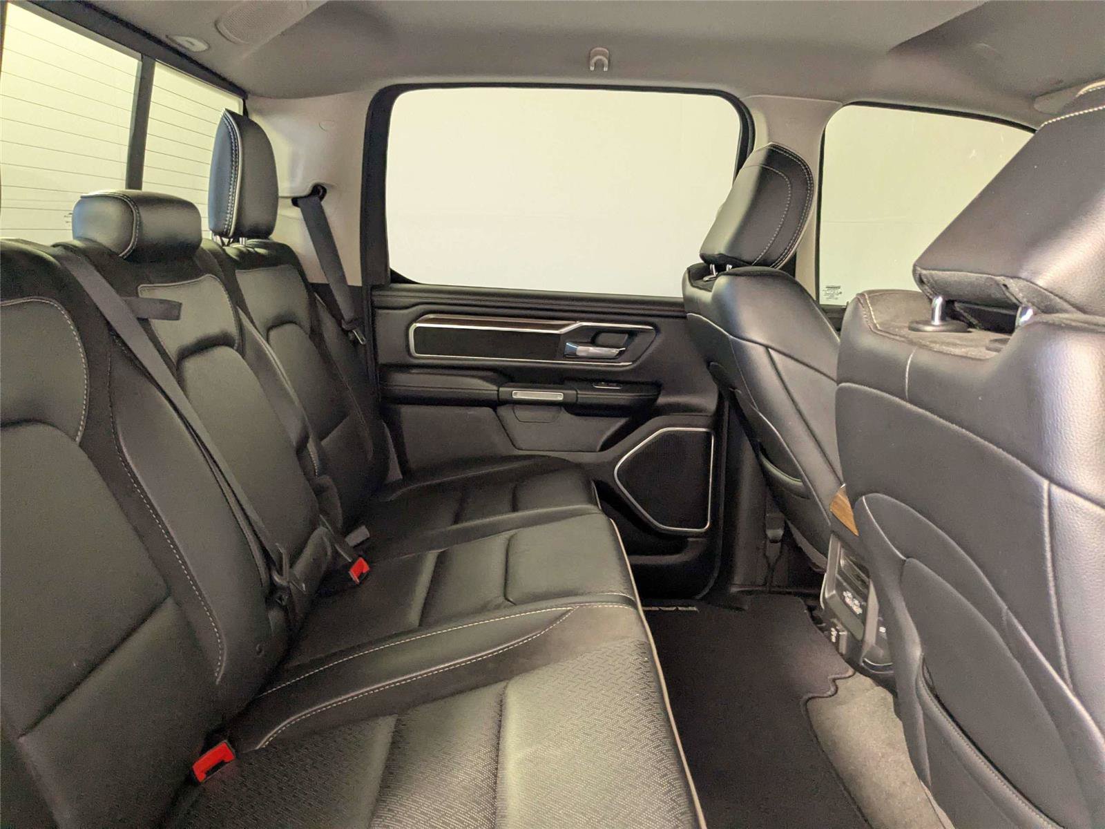 Used 2022 RAM 1500 Laramie RWD image 29