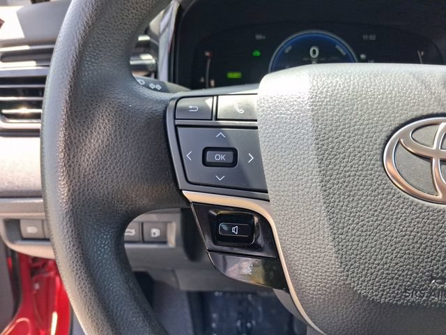 Used 2025 Toyota Camry LE FWD image 17