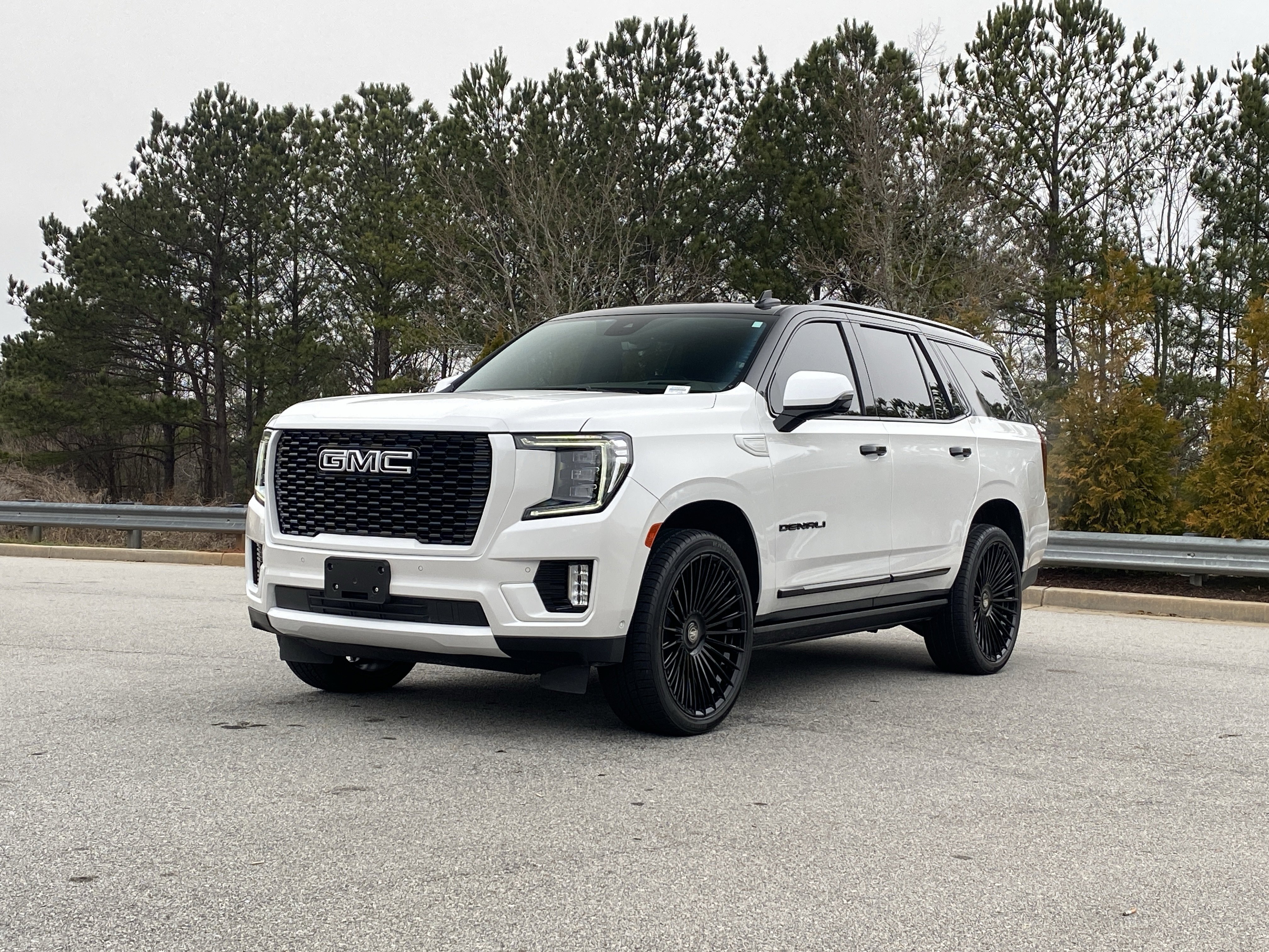 Used 2024 GMC Yukon Denali w/ Denali Reserve Package image 65