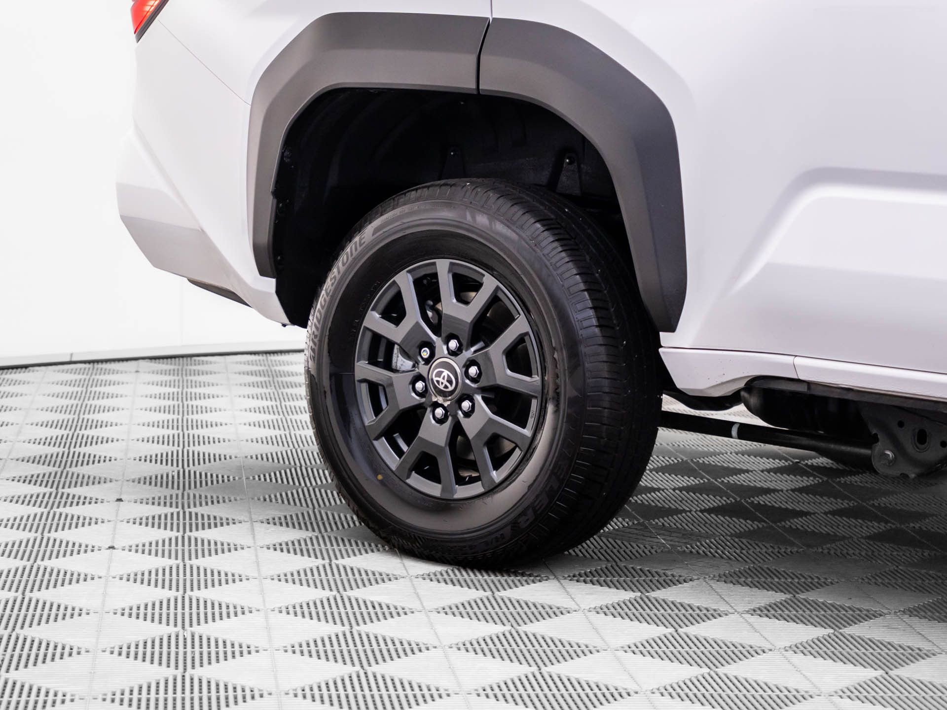 Used 2025 Toyota 4Runner SR5 image 39