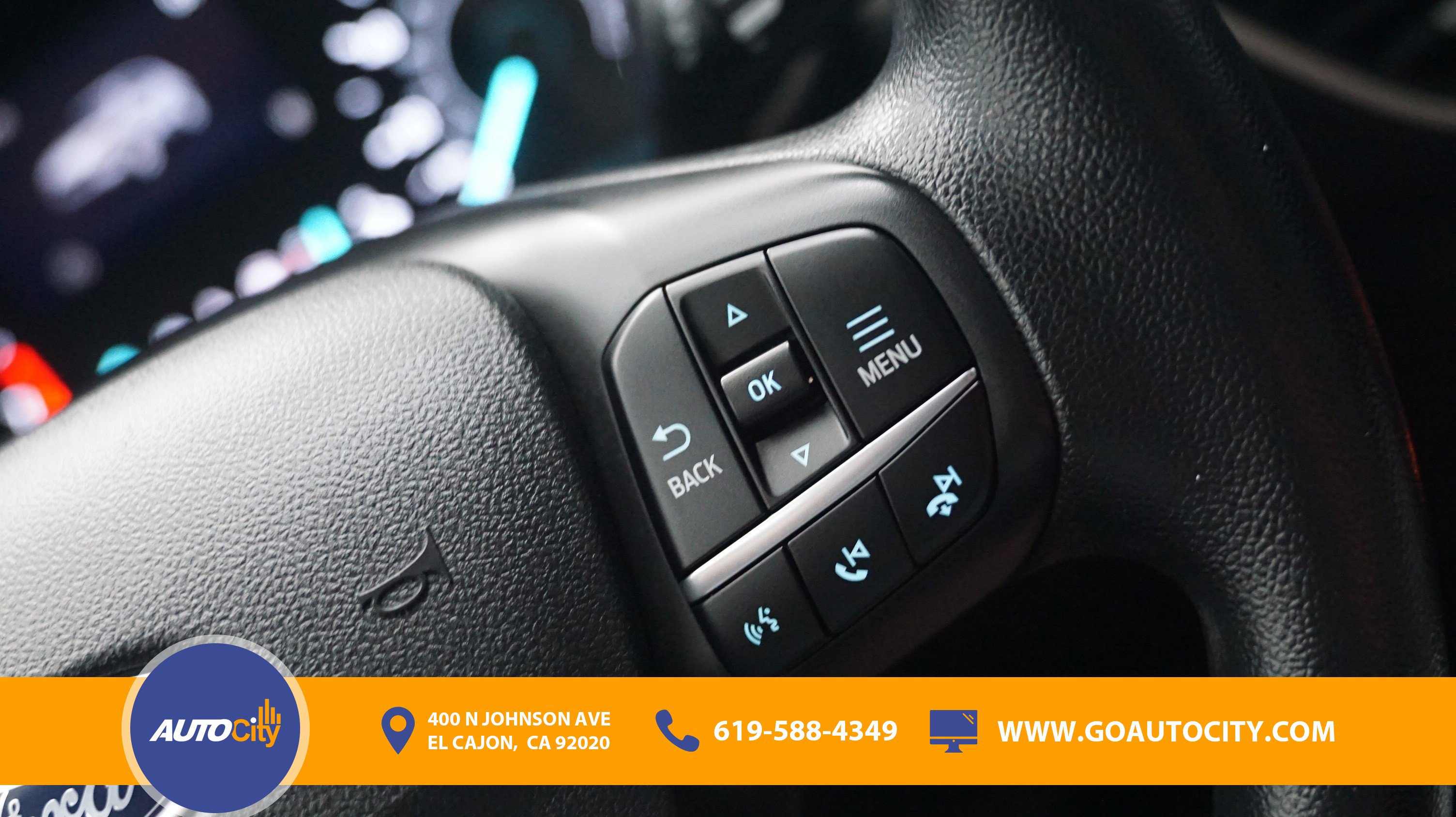 Used 2022 Ford Escape SE image 18