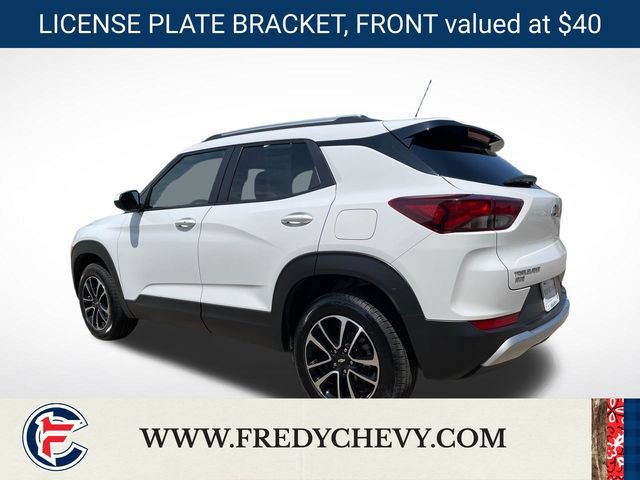 Used 2025 Chevrolet TrailBlazer LT AWD/4WD image 4