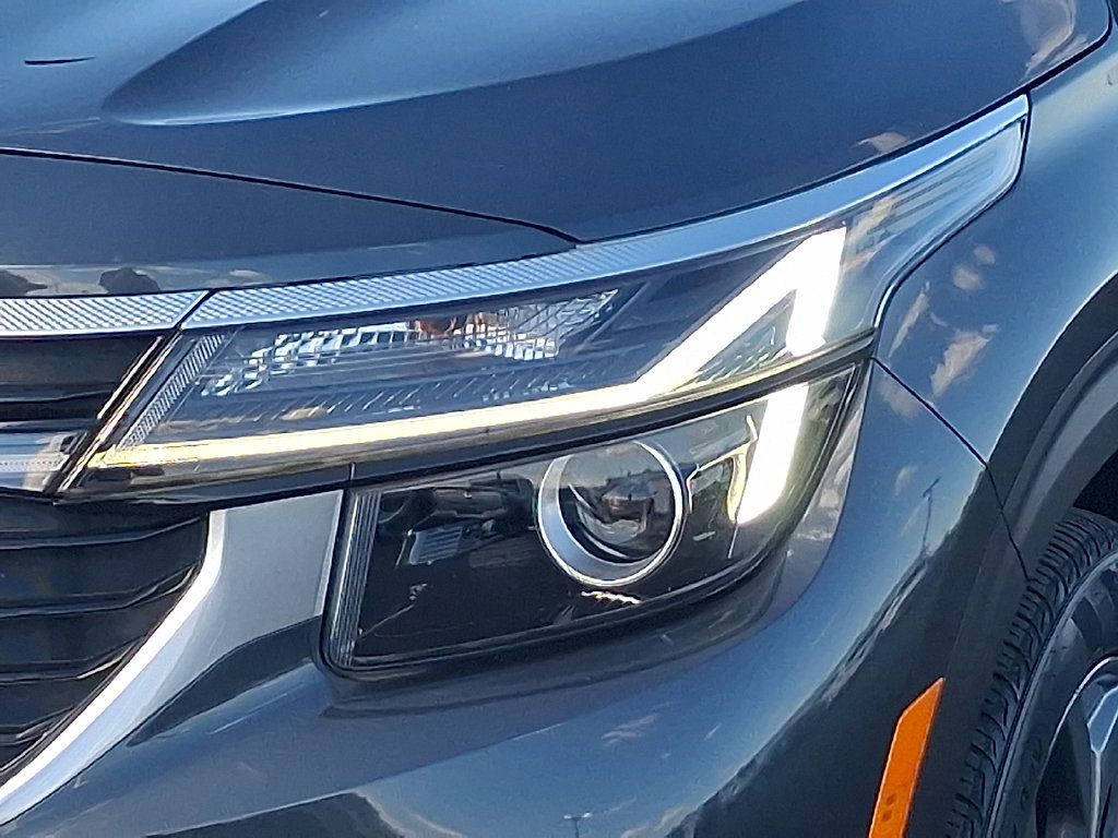 Certified 2024 Kia Seltos S AWD/4WD image 9