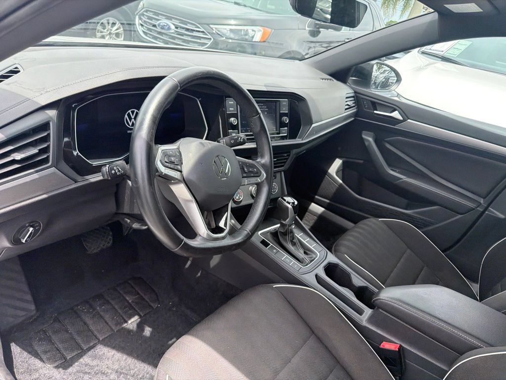 Used 2022 Volkswagen Jetta Sport FWD image 6