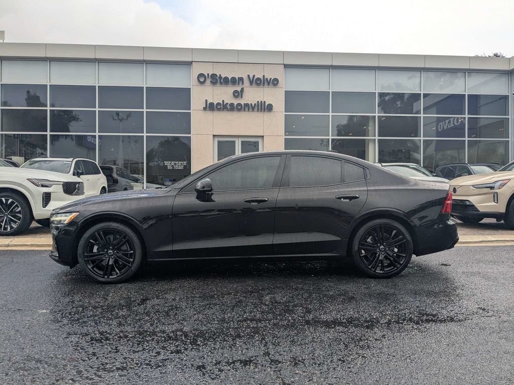 Certified 2024 Volvo S60 B5 Plus w/ Climate Package FWD image 3