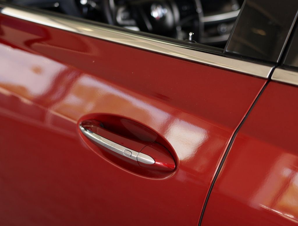 Used 2022 Buick Enclave Essence w/ Sport Touring Edition image 39