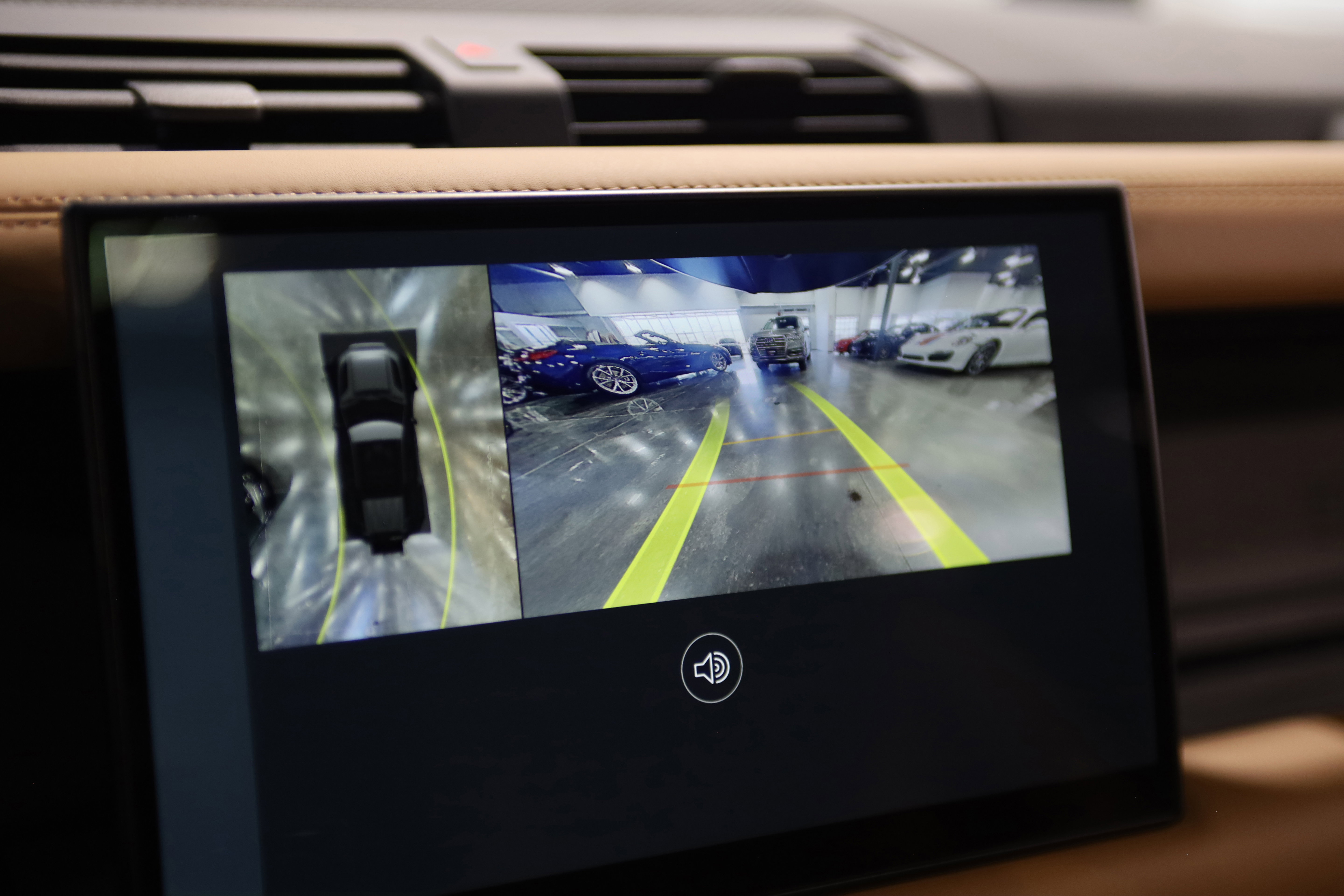 Used 2023 Land Rover Defender 110 Carpathian Edition AWD/4WD image 28