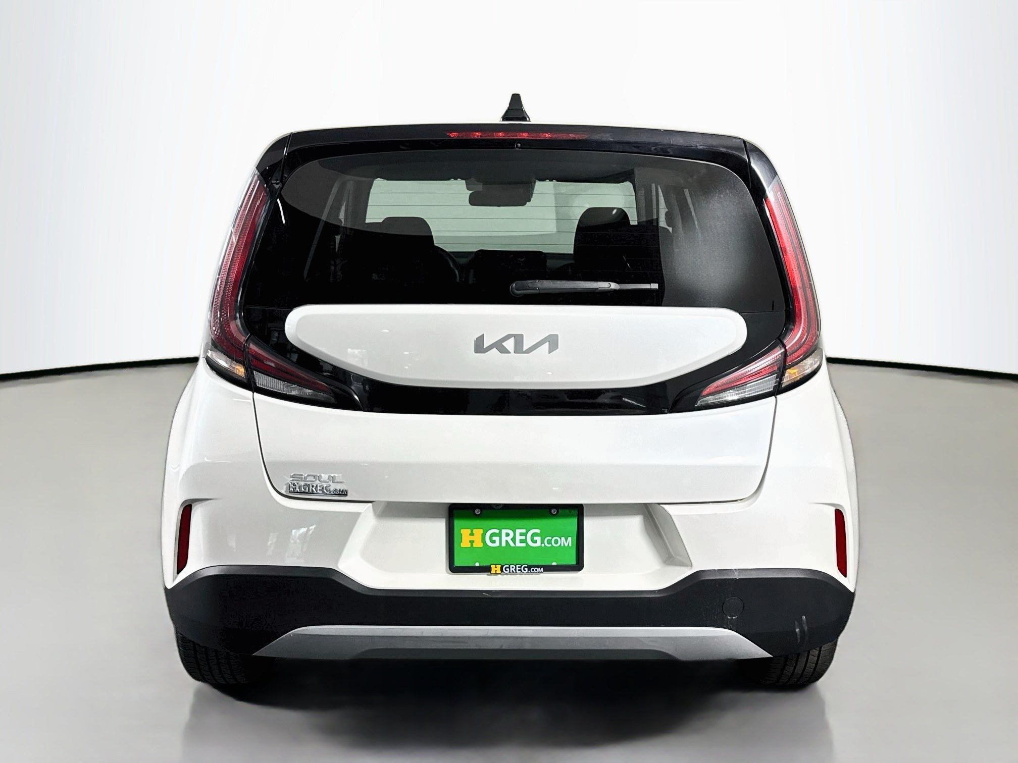 Used 2023 Kia Soul LX w/ LX Technology Package FWD image 8