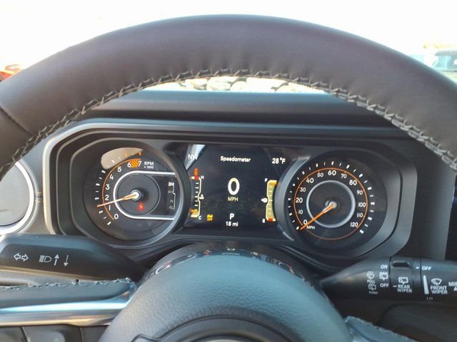 New 2026 Jeep Wrangler Unlimited Sahara AWD/4WD image 14