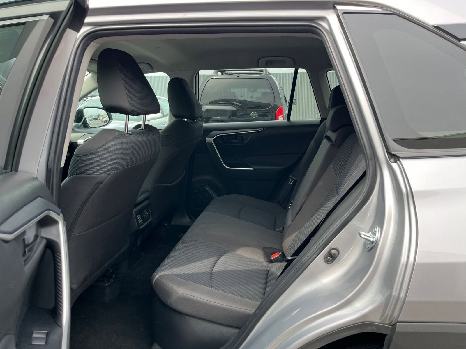 Used 2025 Toyota RAV4 LE image 25