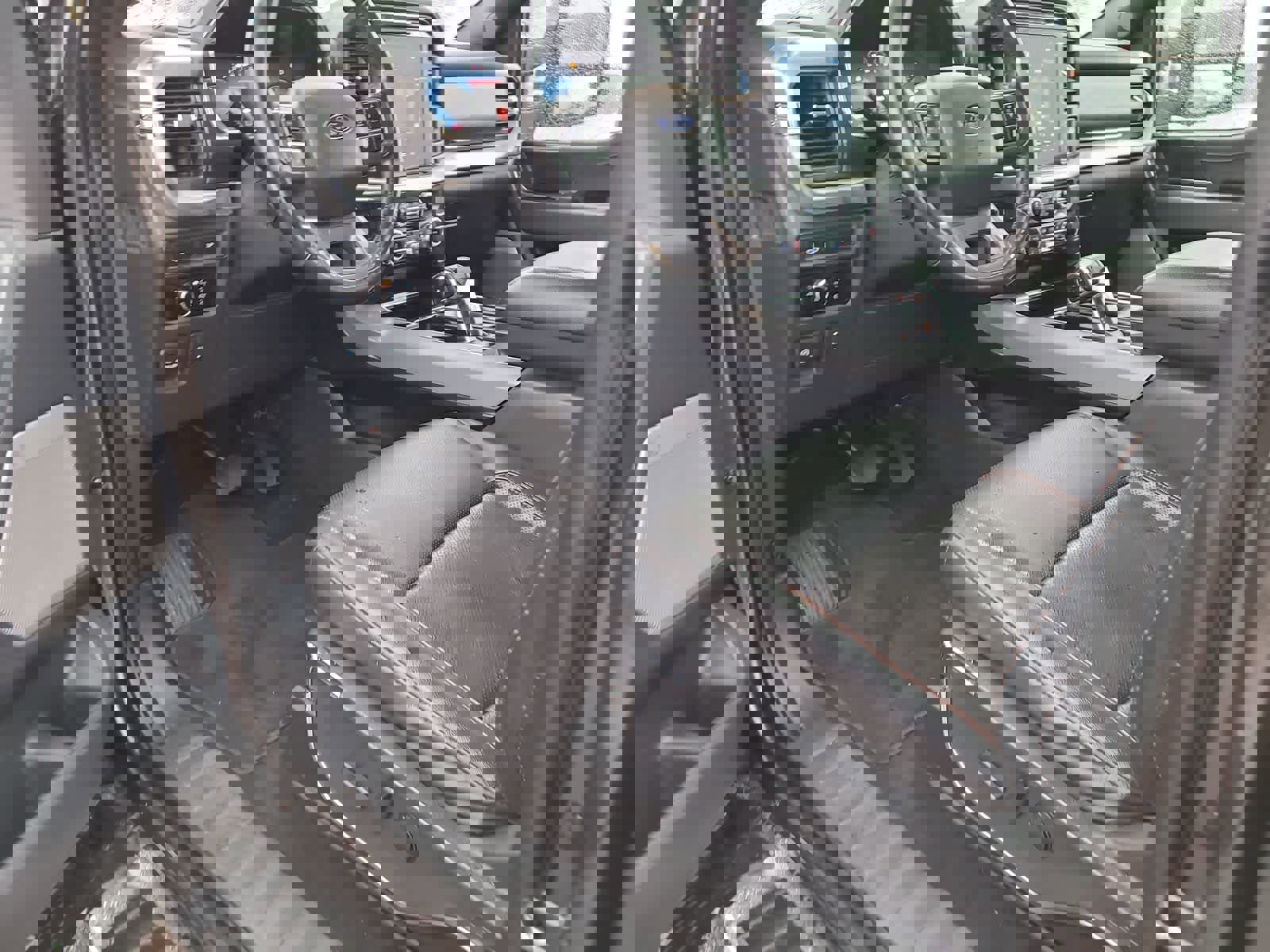 Used 2024 Ford F150 Lariat w/ Tow/Haul Package image 10