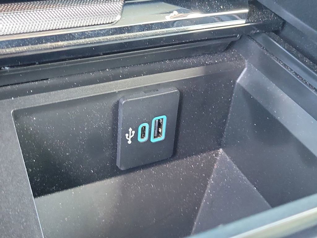 Used 2023 Ford F450 Lariat w/ Lariat Ultimate Package image 25