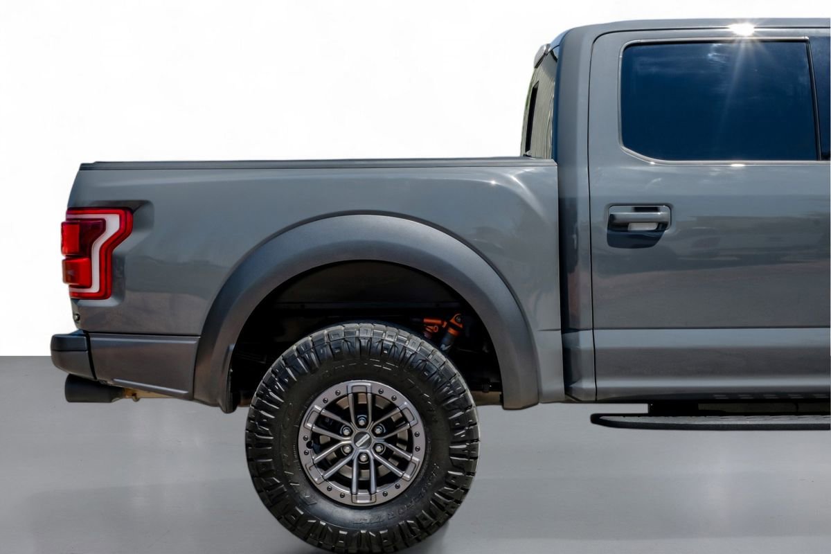 Used 2020 Ford F150 Raptor w/ Equipment Group 802A Luxury image 6