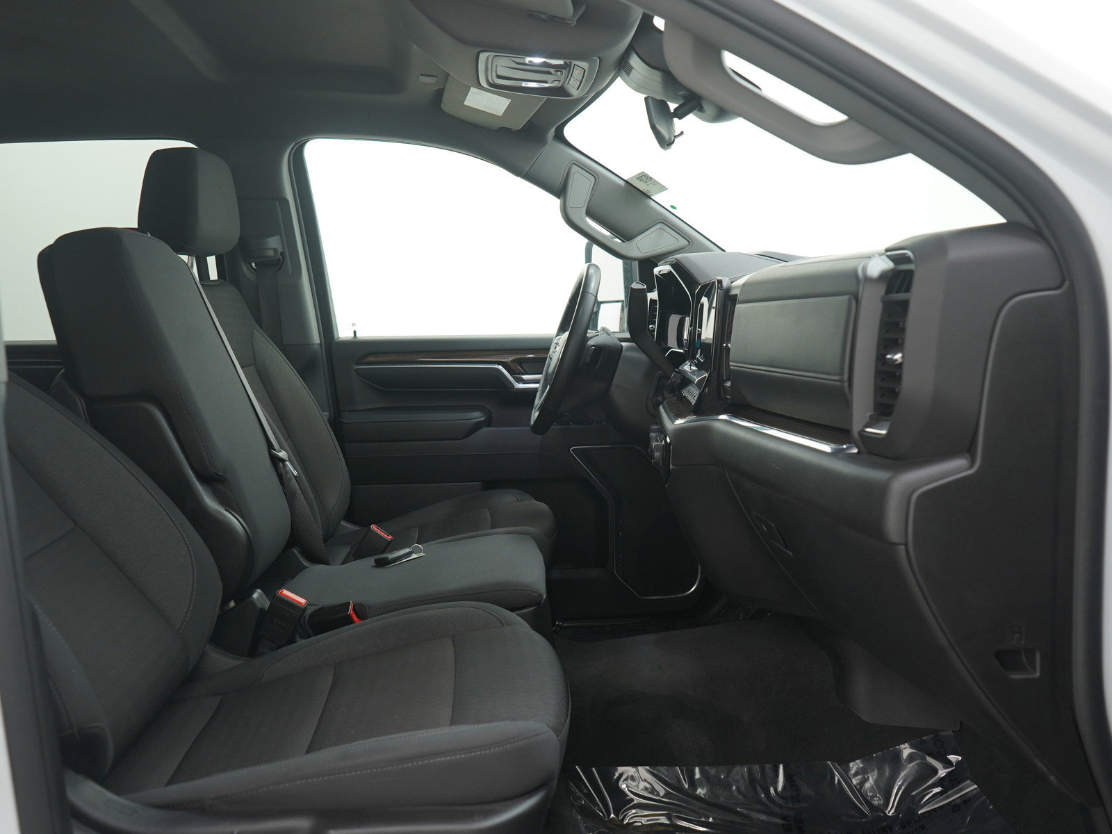 Used 2024 Chevrolet Silverado 2500 LT image 13