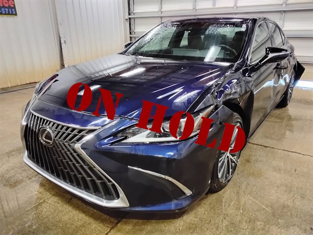 Used 2025 Lexus ES 300h w/ Premium Package