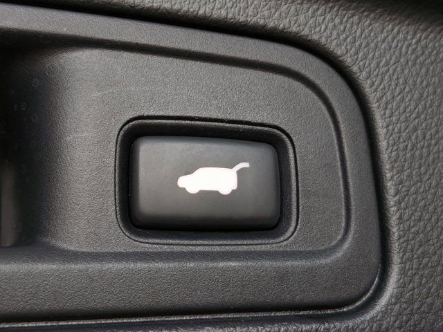 Used 2019 Honda Pilot Touring image 18