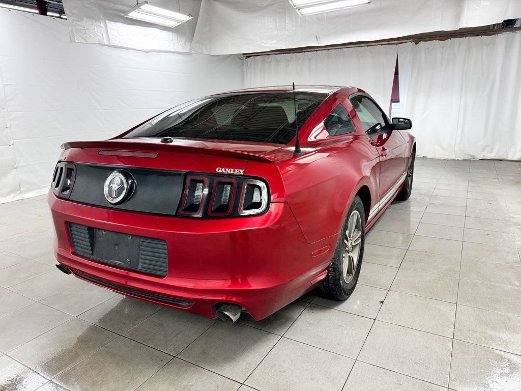 Used 2013 Ford Mustang Premium image 6